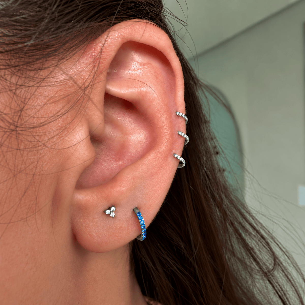 Piercing Australiano Monumental em Titânio 5mm | Pratinhas