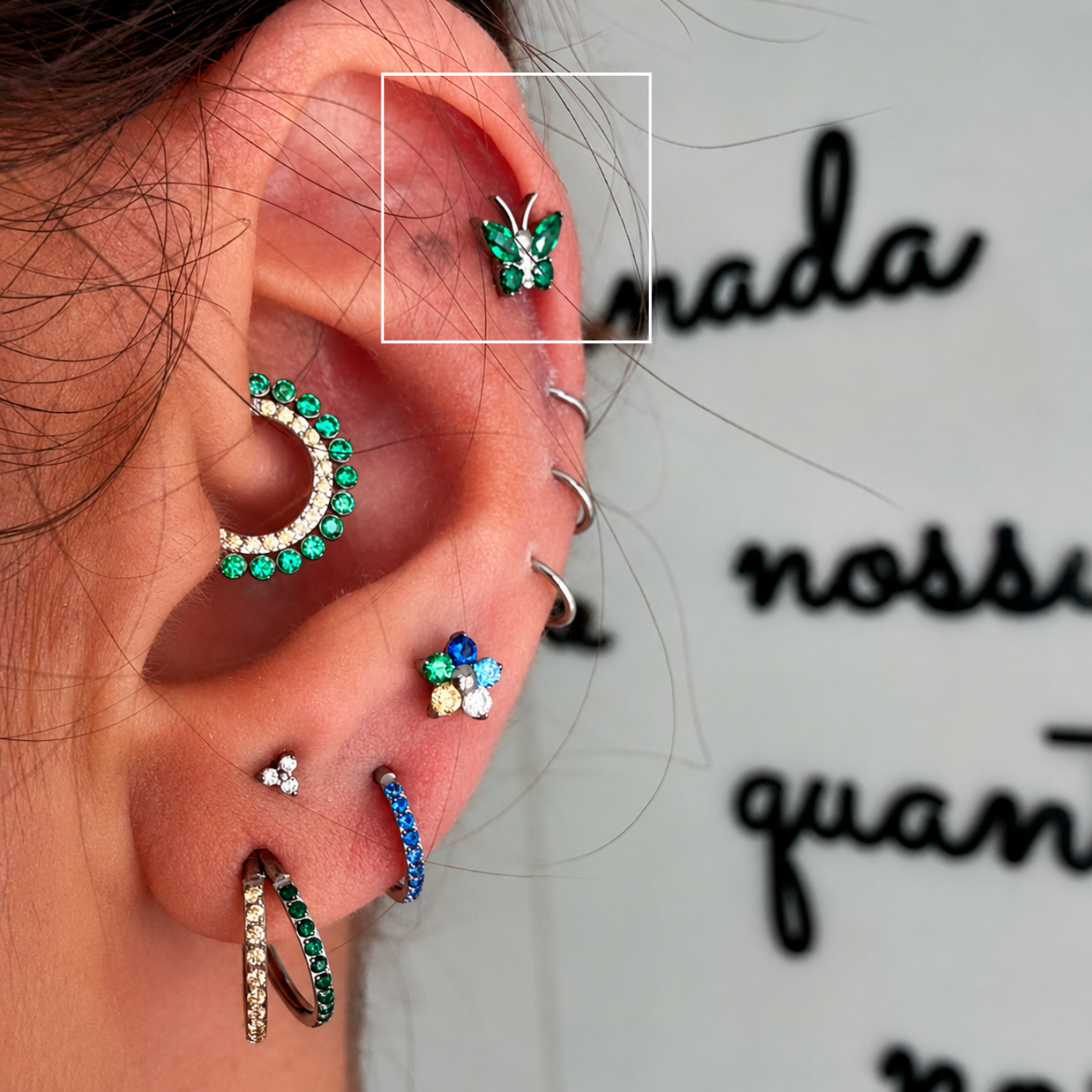 Piercing borboleta zircônia verde | Pratinhas