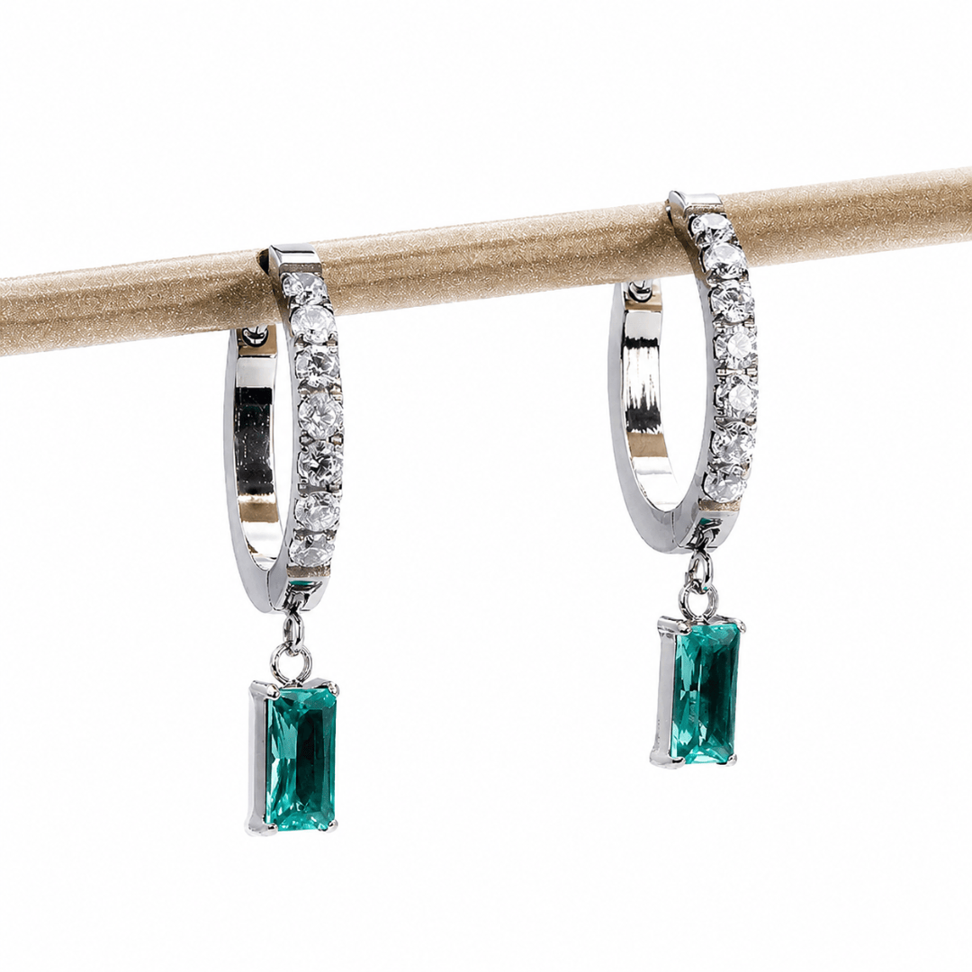 Argola de Titânio com Zircônia Verde Retangular 12mm | Pratinhas
