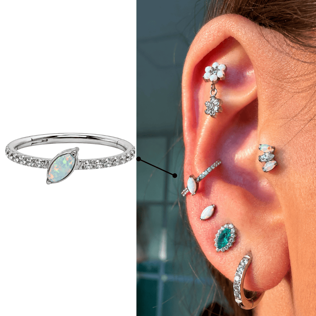 Piercing Zircônias cravejadas Daith Natural | Pratinhas