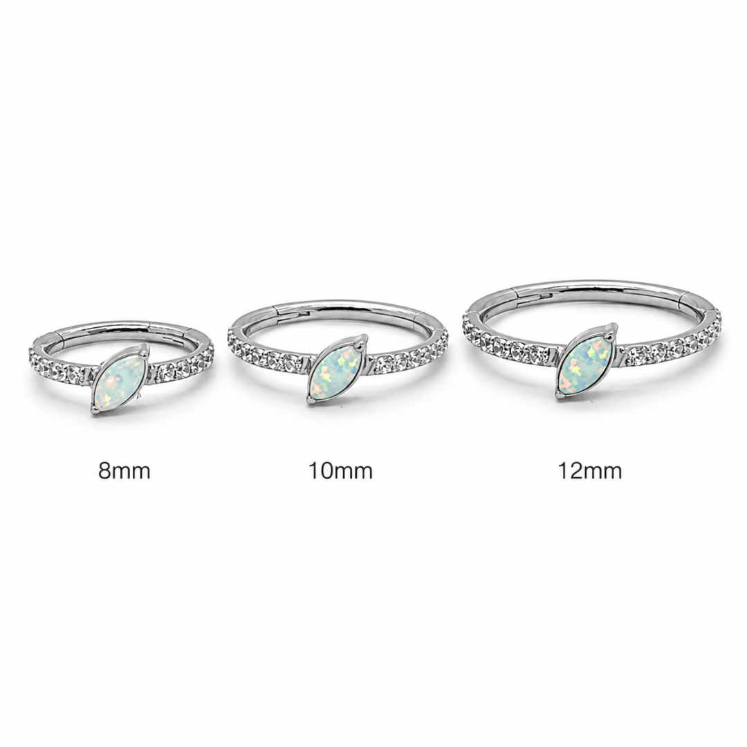 Piercing Zircônias cravejadas Daith Natural | Pratinhas
