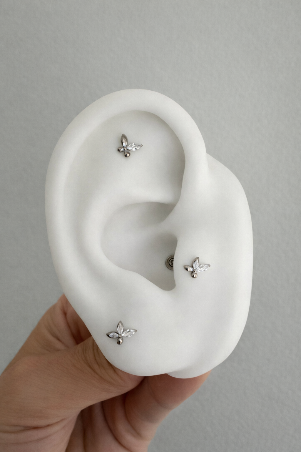 Piercing Titânio Borboleta – Pratinhas