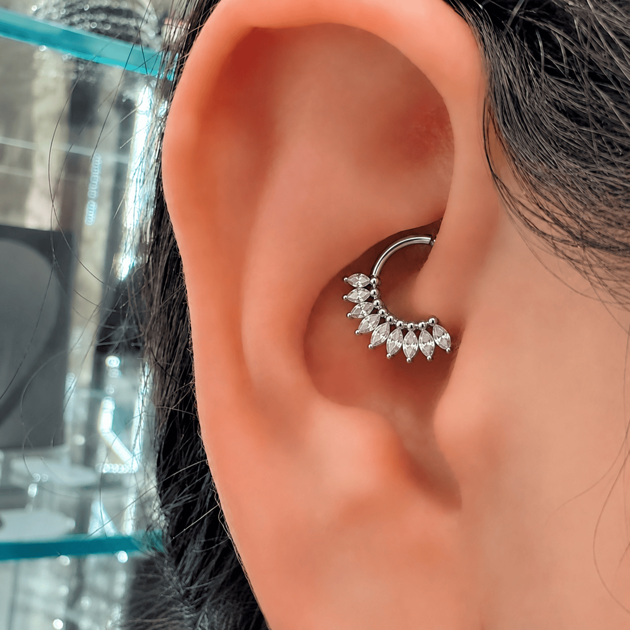 Piercing Daith Coroa de Titânio Natural | Pratinhas