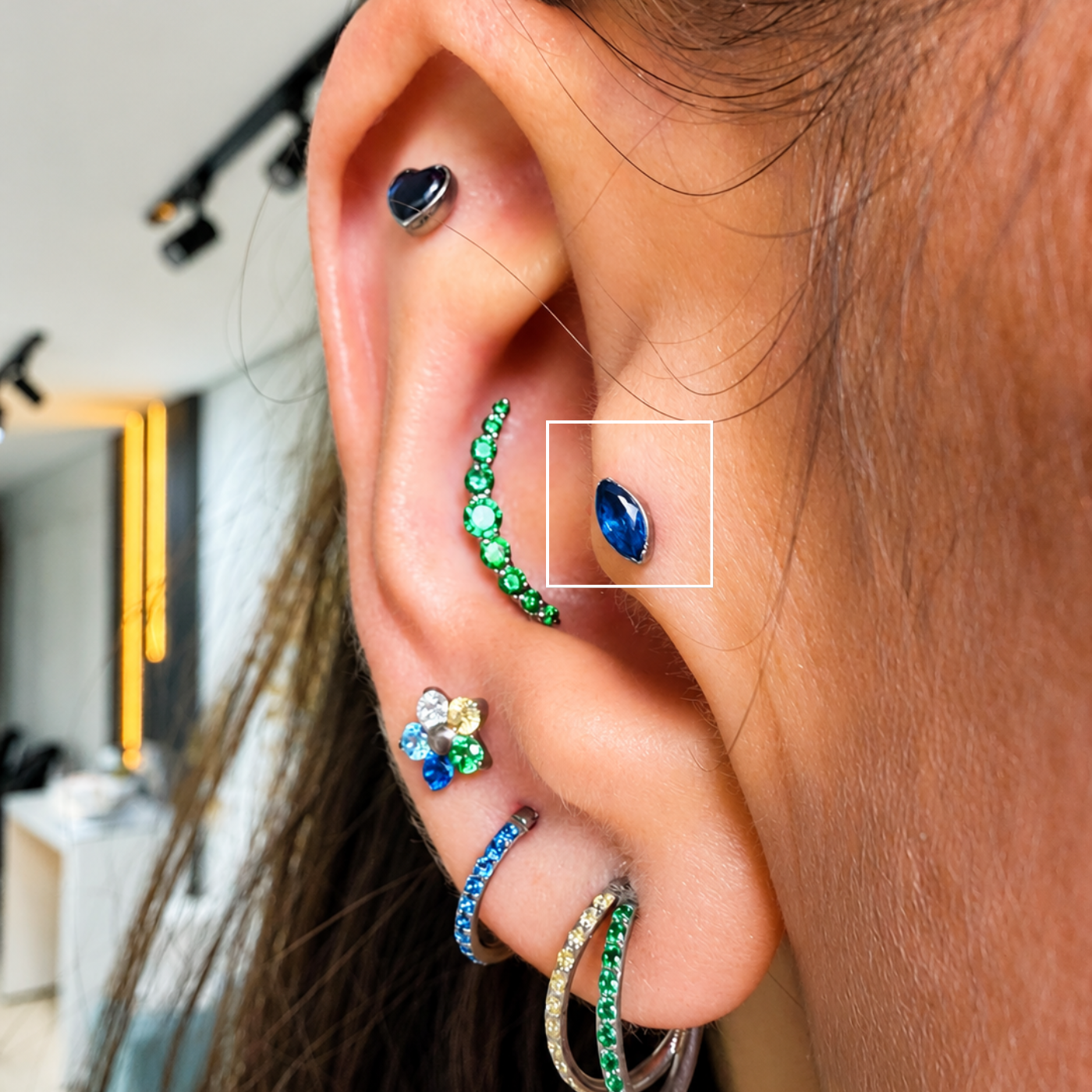 Piercing Micro navete Zircônia Azul escuro e amarelo | Pratinhas