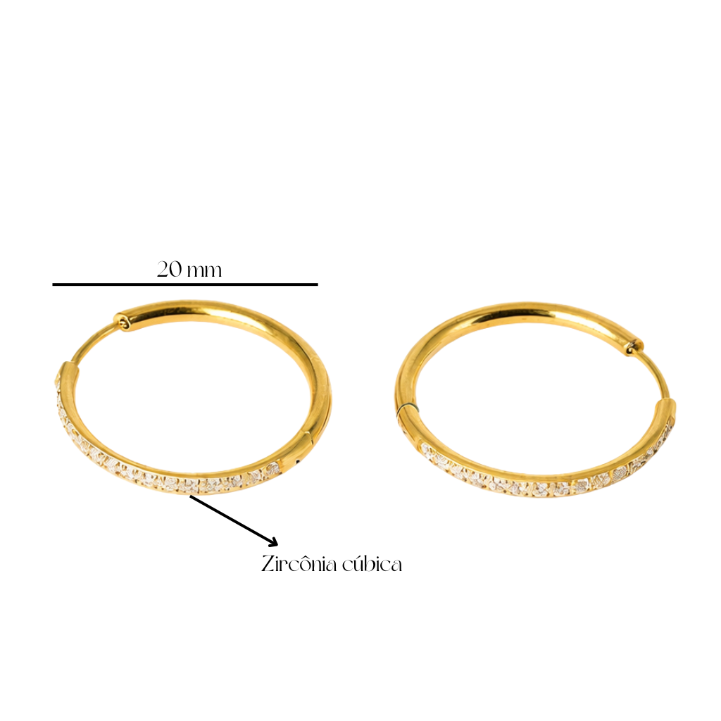 Brincos de Argola Cravejados Titânio Gold | Pratinhas