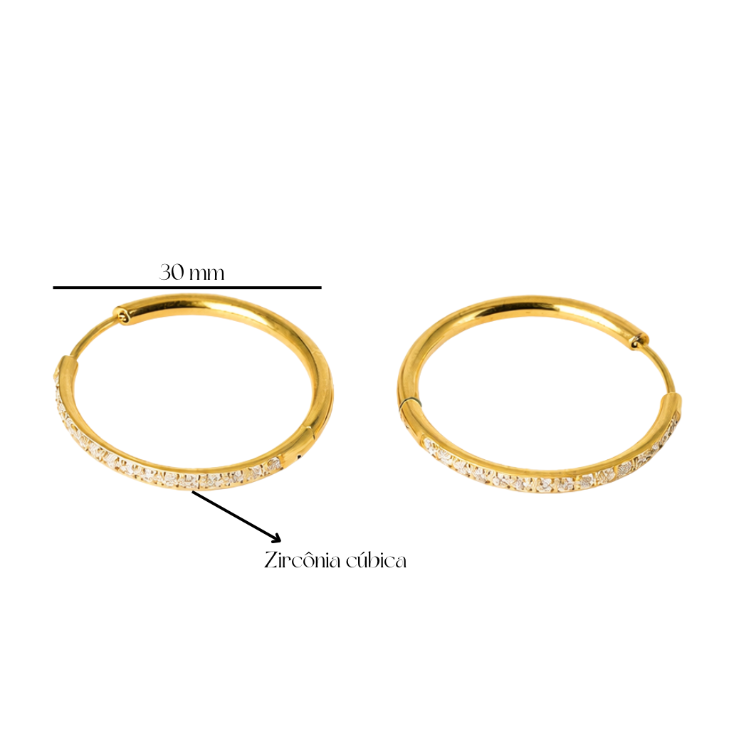 Brincos de Argola Cravejados Titânio Gold | Pratinhas