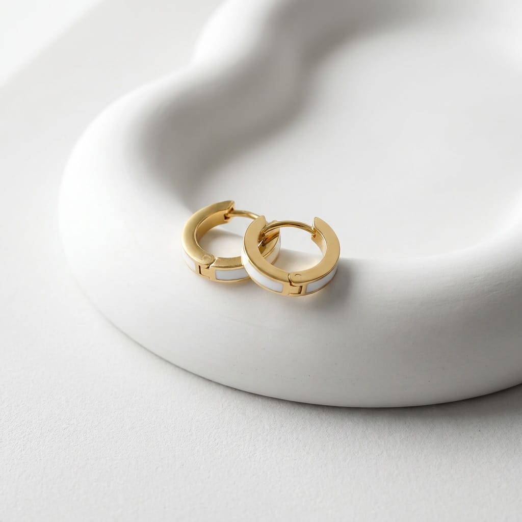 Brinco Santorini Titânio Gold | Pratinhas